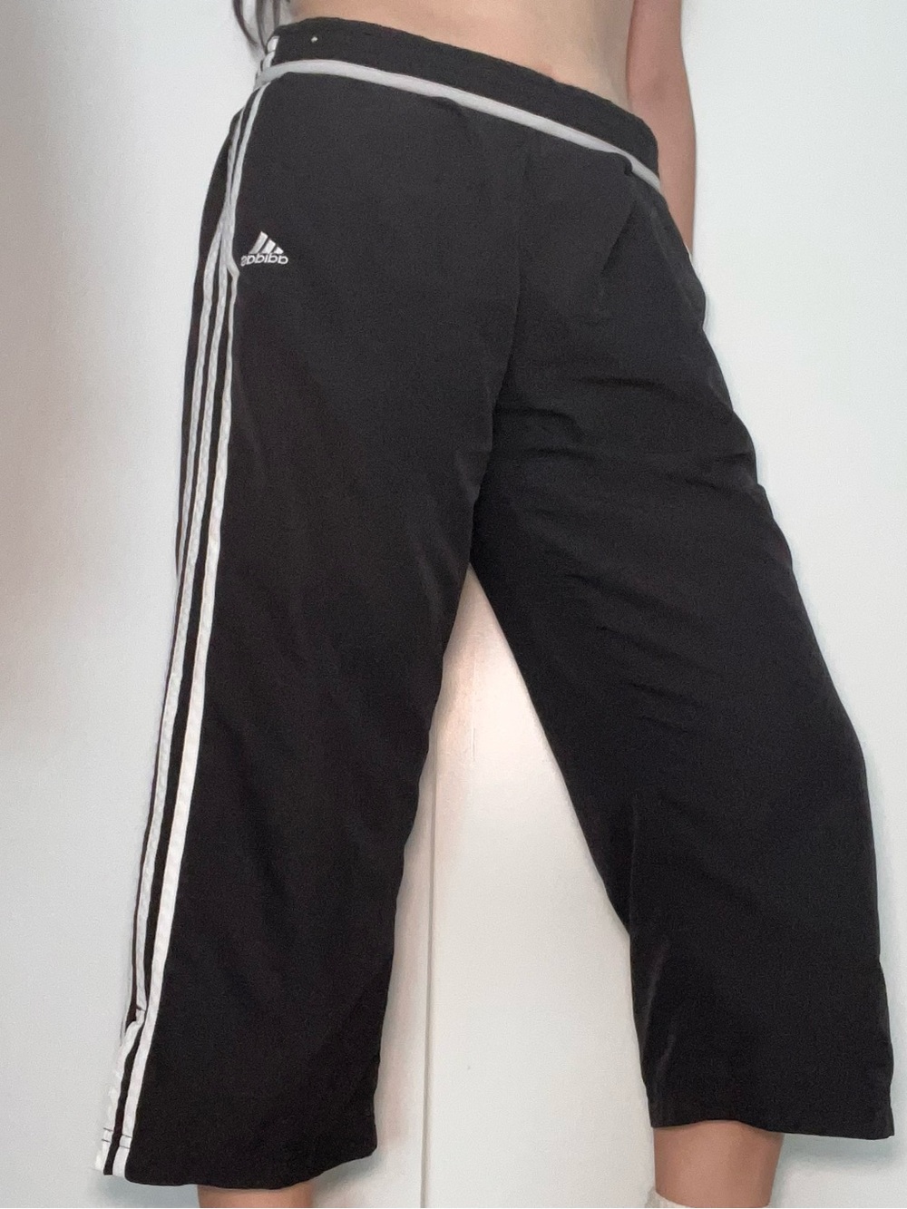Vintage Y2K Adidas Black White 3-Stripe Capri Track Pants M